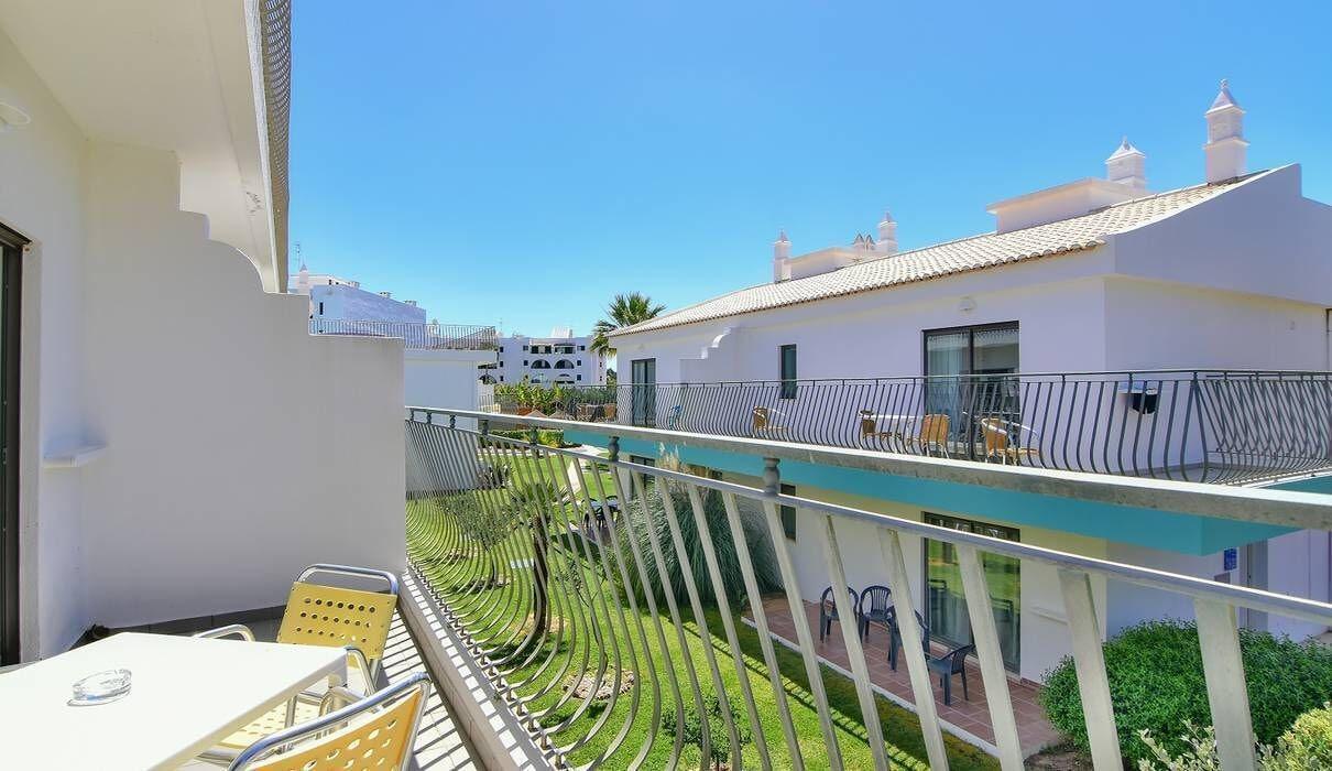Bayside Salgados Aparthotel Albufeira Exterior photo